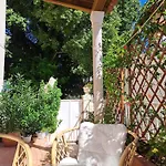 The Lionheart Close To Old Town דירה