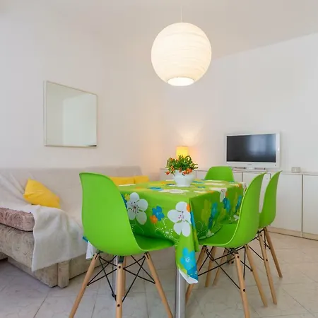 아파트 The Lionheart Close To Old Town *